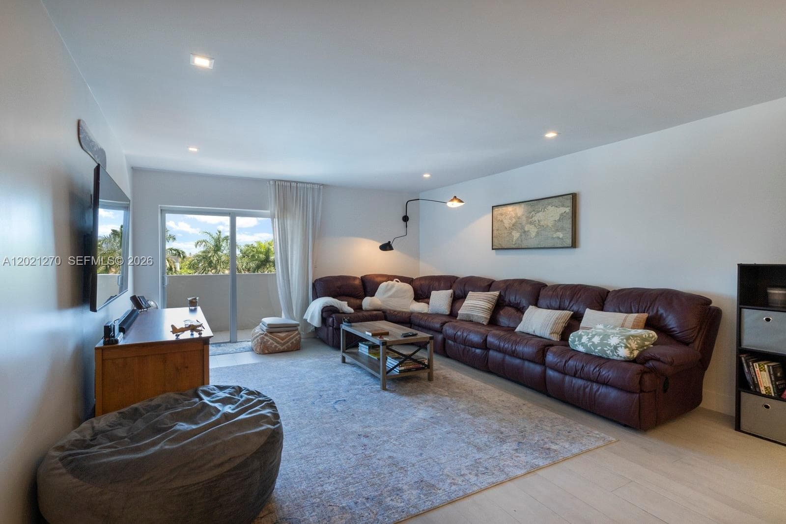 6815 Edgewater Dr # 307, Coral Gables FL 33133 — 10