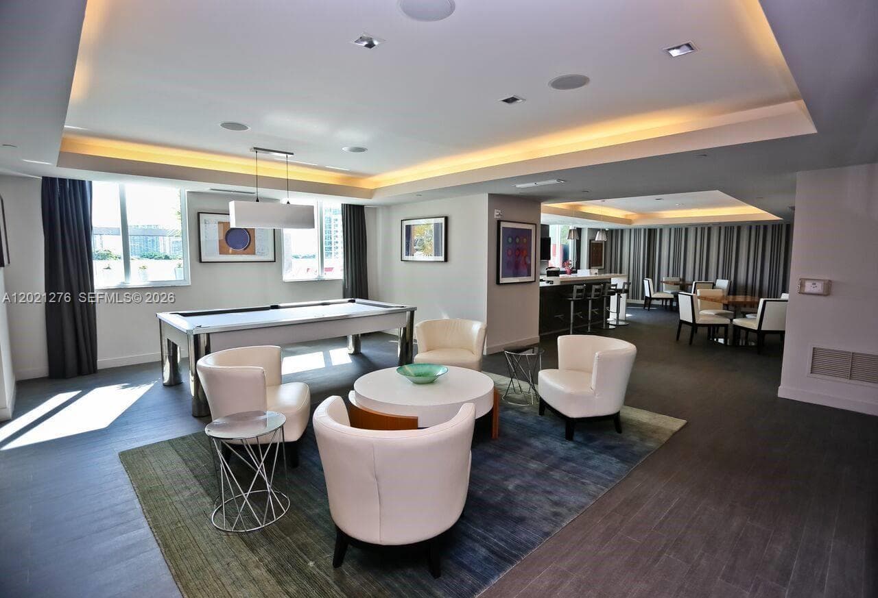 110 SW 12 Street # 1005, Miami FL 33130 — 12