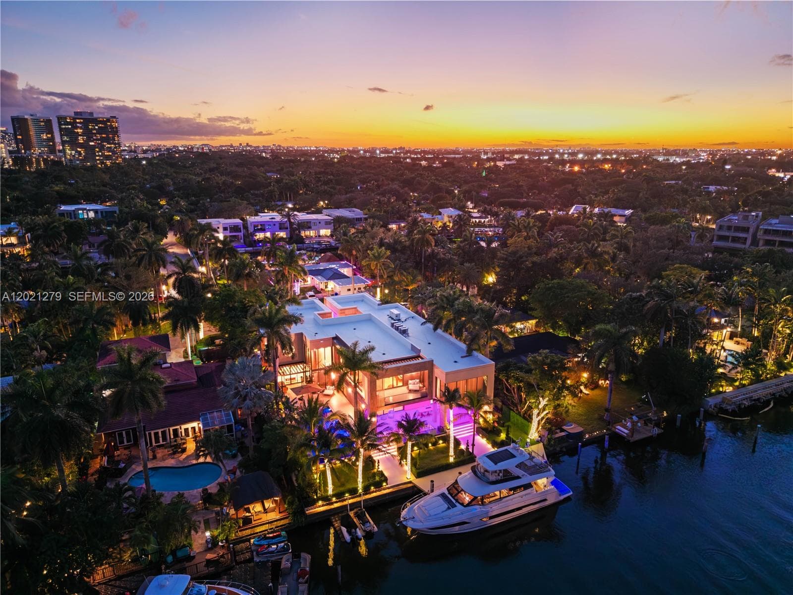 905 Belle Meade Island Dr, Miami FL 33138 — 50