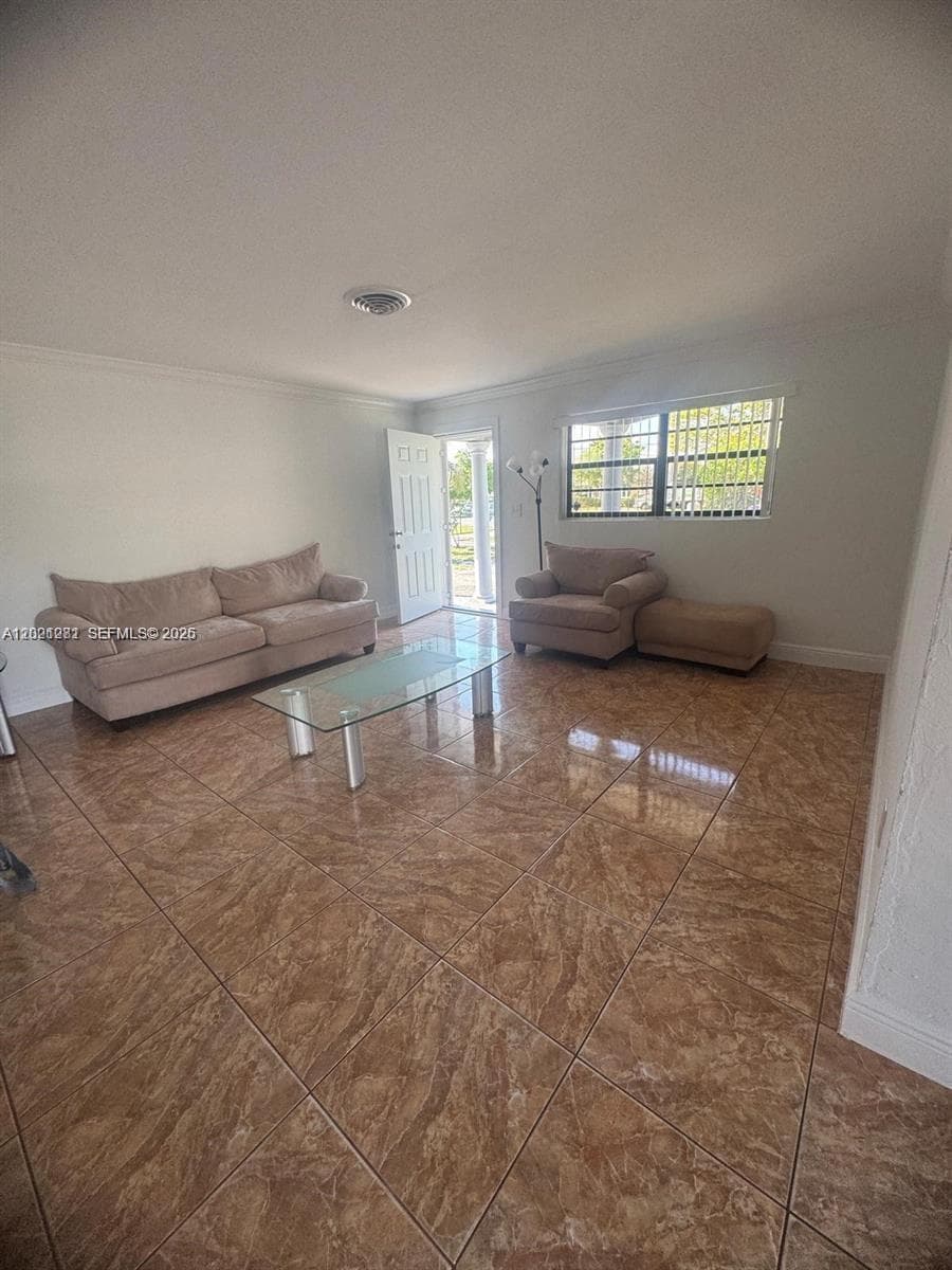 2801 NW 183rd St, Miami Gardens FL 33056 — 2