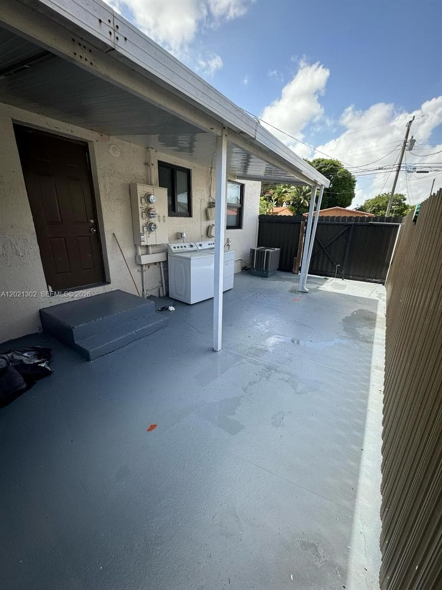 7360 SW 21st St # 7360, Miami FL 33155 — 2