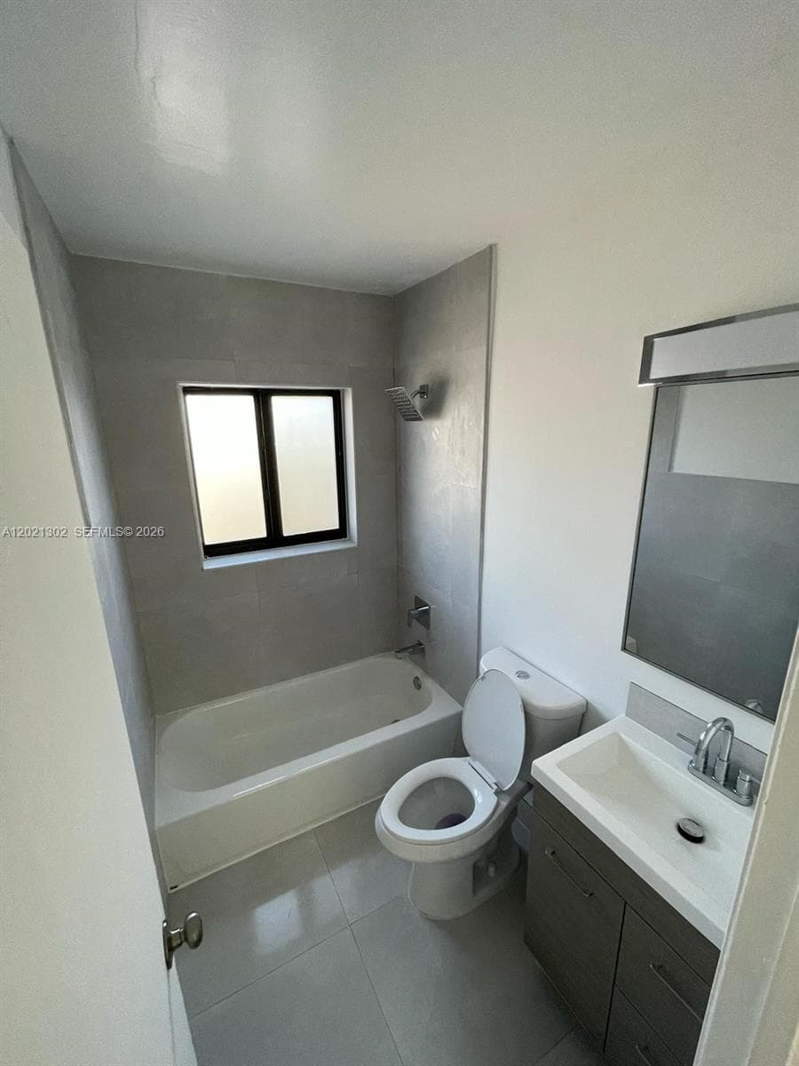 7360 SW 21st St # 7360, Miami FL 33155 — 8