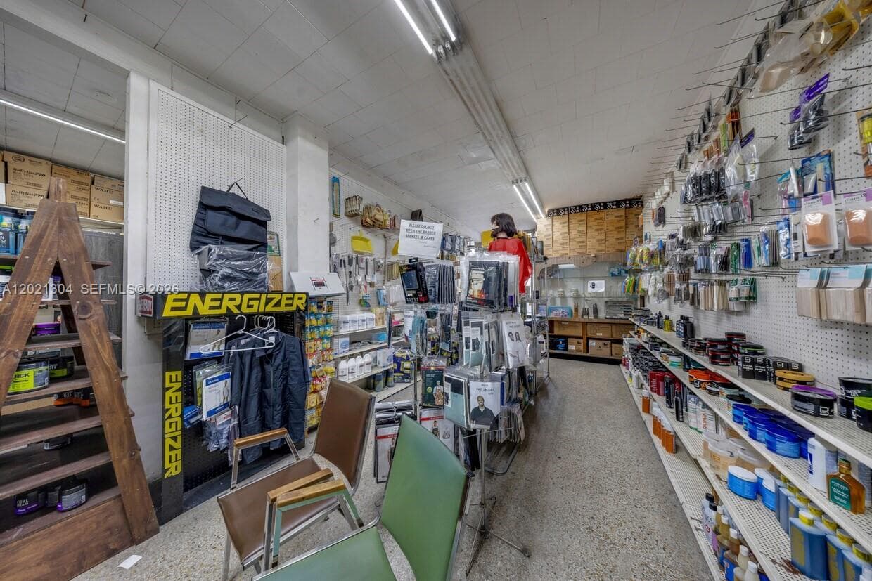 1190 W Flagler St, Miami FL 33130 — 20