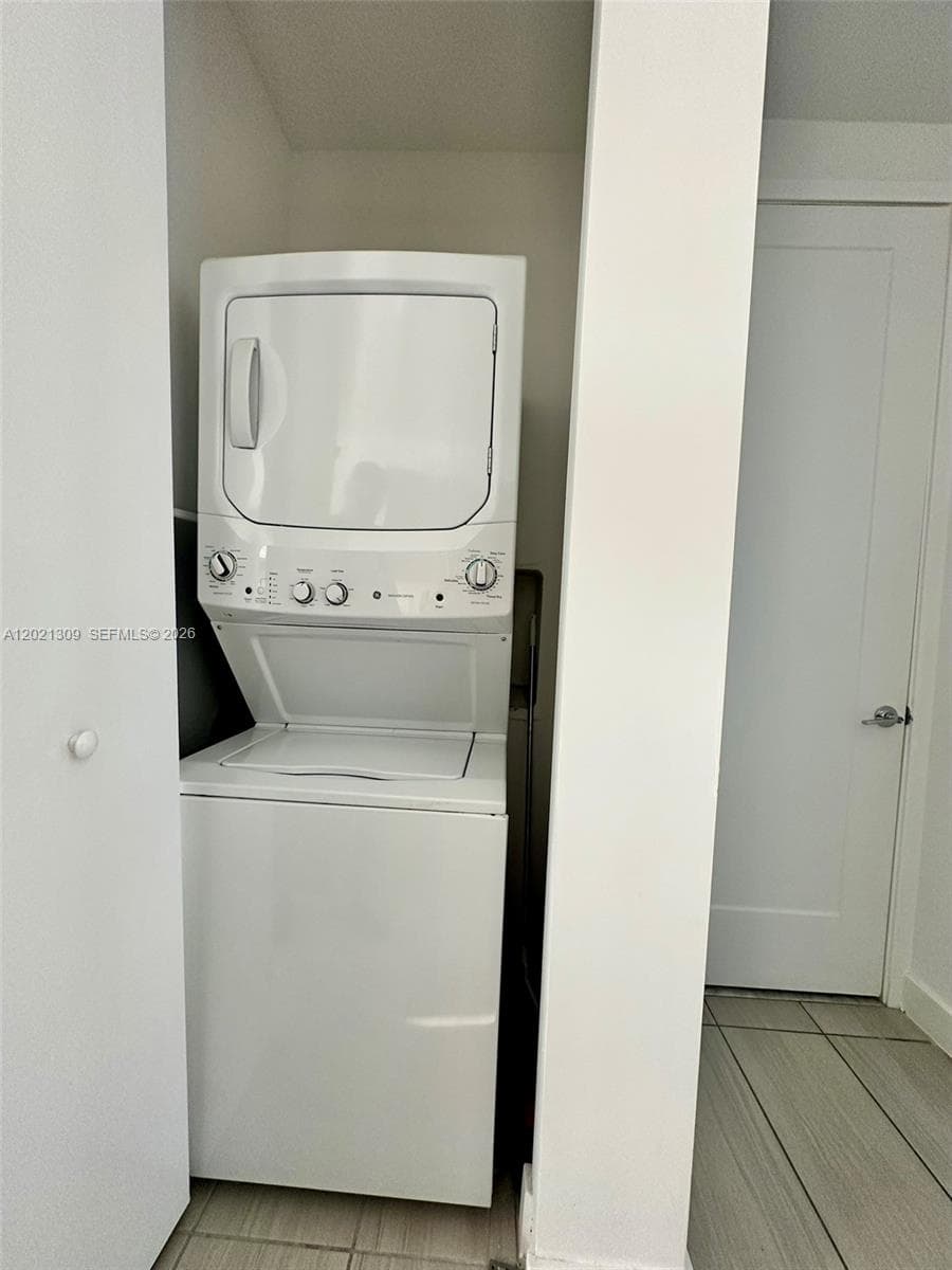 6401 NW 103rd Pl # 301, Doral FL 33178 — 16