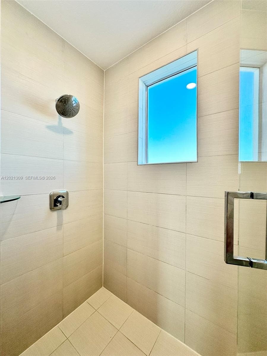 6401 NW 103rd Pl # 301, Doral FL 33178 — 18