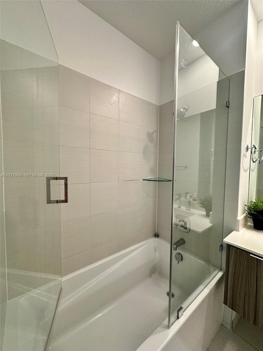 6401 NW 103rd Pl # 301, Doral FL 33178 — 8