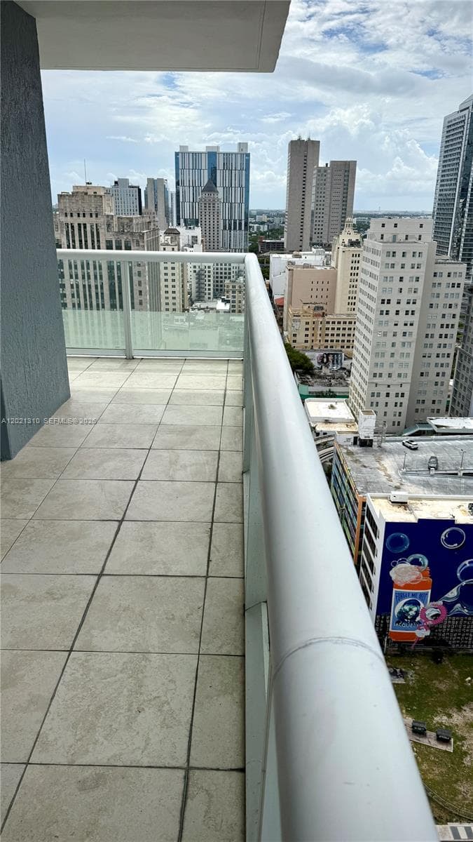50 Biscayne Blvd # 2501, Miami FL 33132 — 27