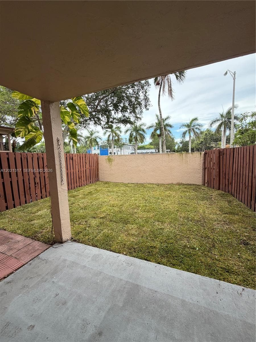 11201 SW 88th St # 102A, Miami FL 33176 — 12