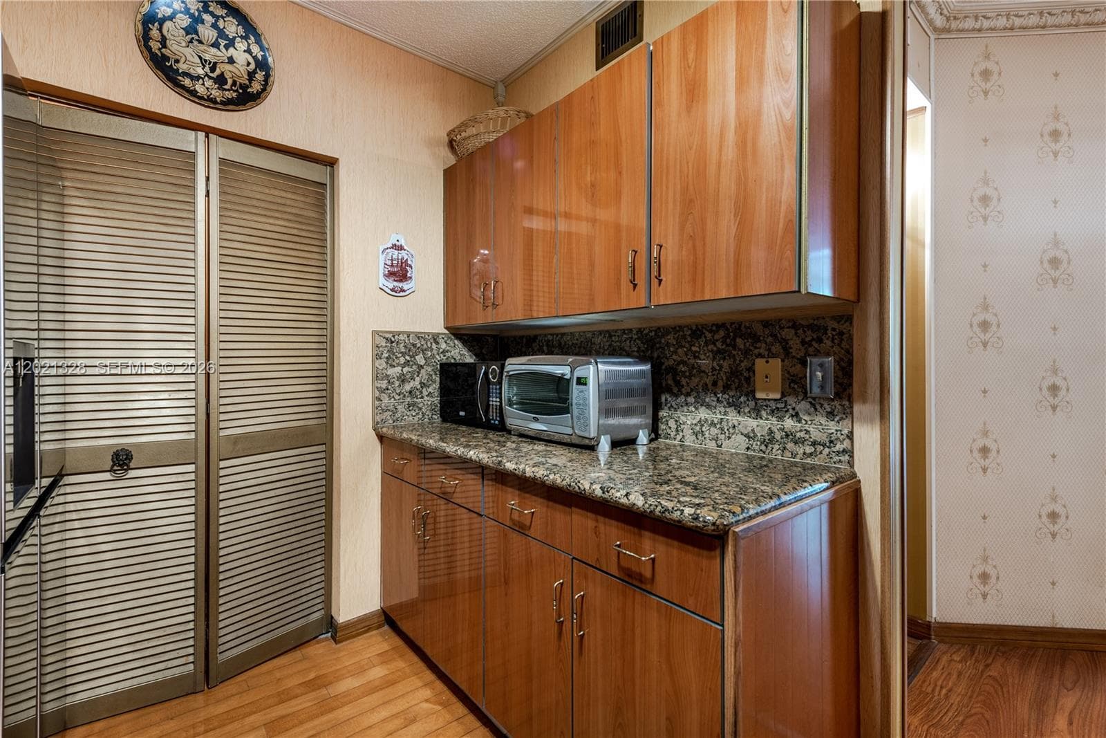 19601 E Country Club Dr # 7102, Aventura FL 33180 — 14