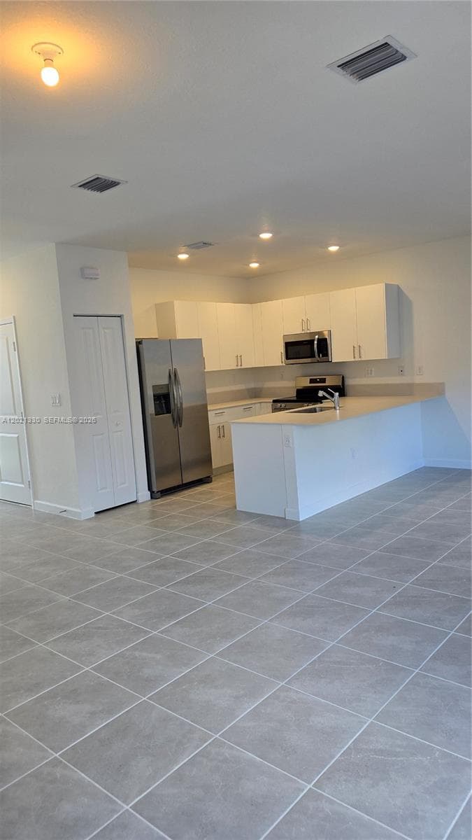 713 SE 13th St Cir, Homestead FL 33034 — 5