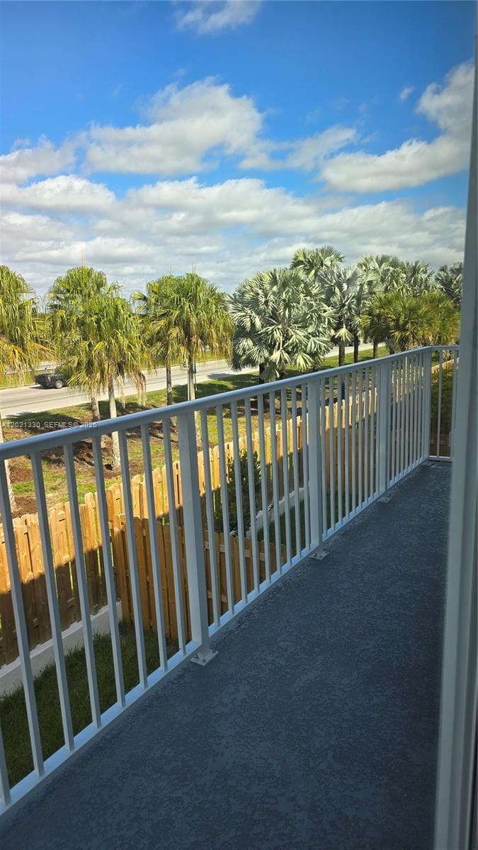713 SE 13th St Cir, Homestead FL 33034 — 15