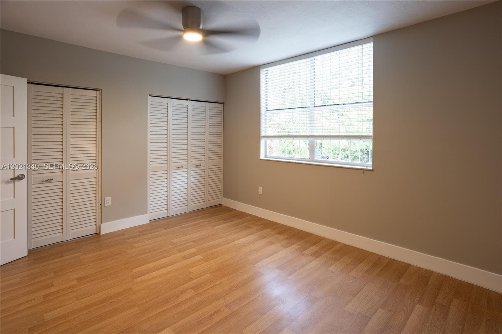 14333 Memorial Hwy # 9K, Miami FL 33161 — 15