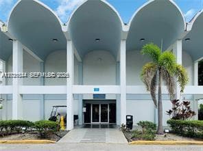 482 NW 165th St Rd # 103, Miami FL 33169 — 19