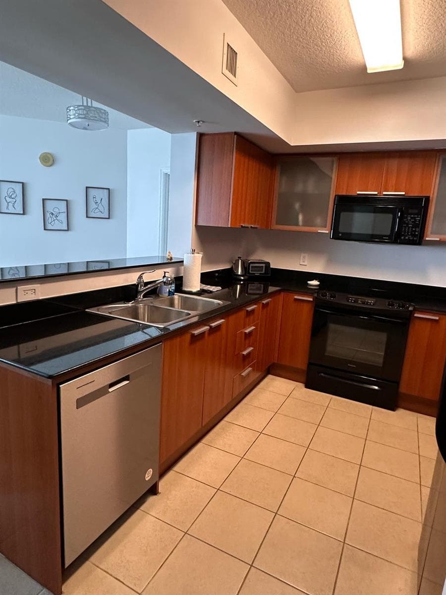 16699 Collins Avenue # 3709, Sunny Isles Beach FL 33160 — 3