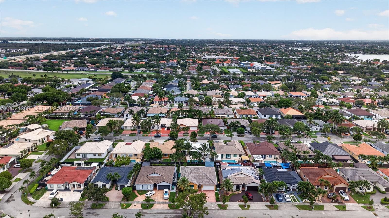 8892 NW 167th St, Miami Lakes FL 33018 — 71