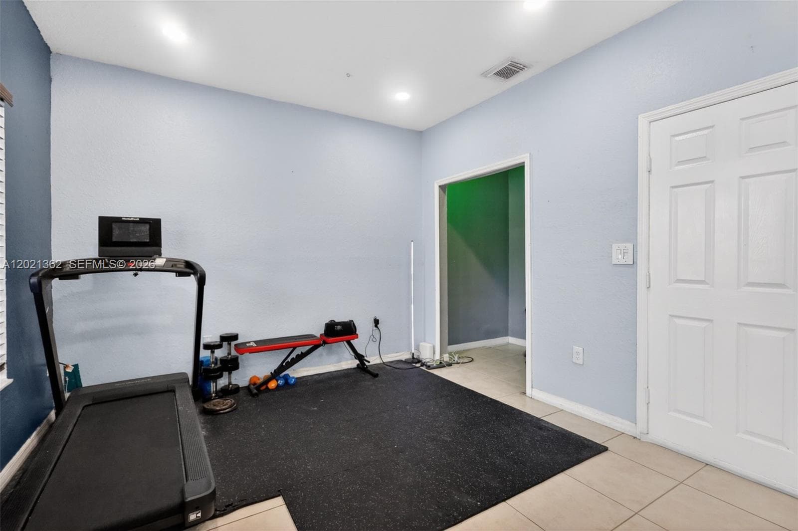 8892 NW 167th St, Miami Lakes FL 33018 — 35