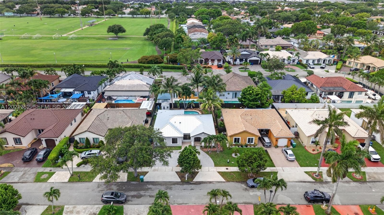 8892 NW 167th St, Miami Lakes FL 33018 — 64