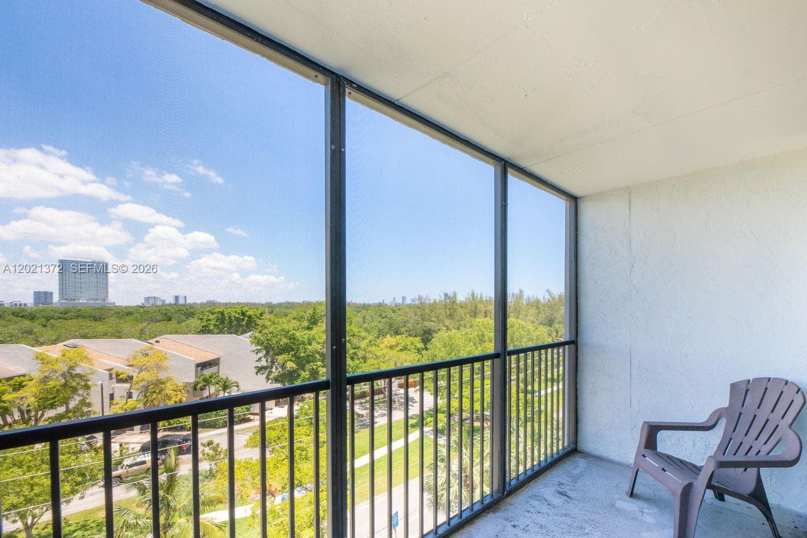 2500 NE 135th St # B506, North Miami FL 33181 — 26