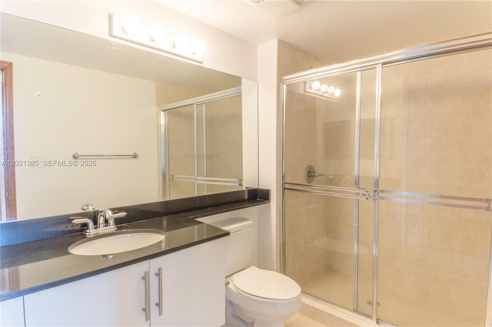 31 SE 5th St # 1208, Miami FL 33131 — 11