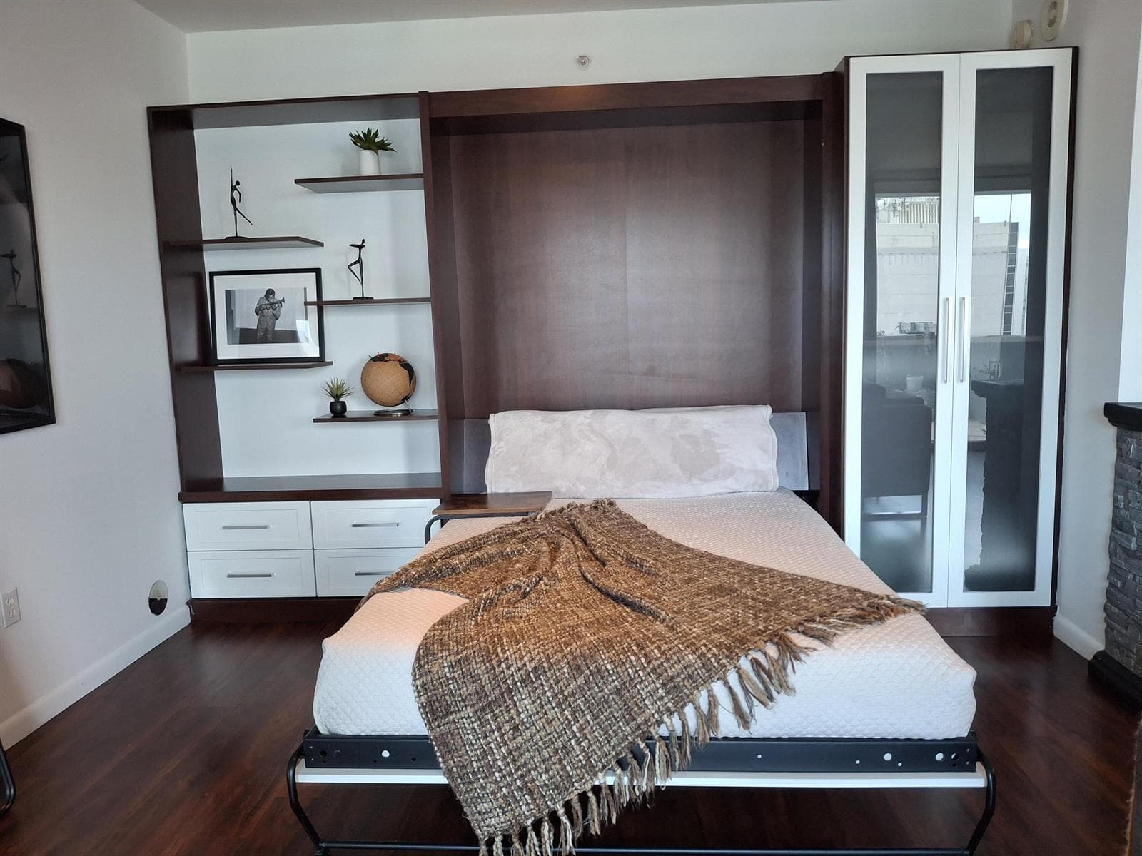 244 Biscayne Boulevard # 2805, Miami FL 33132 — 8