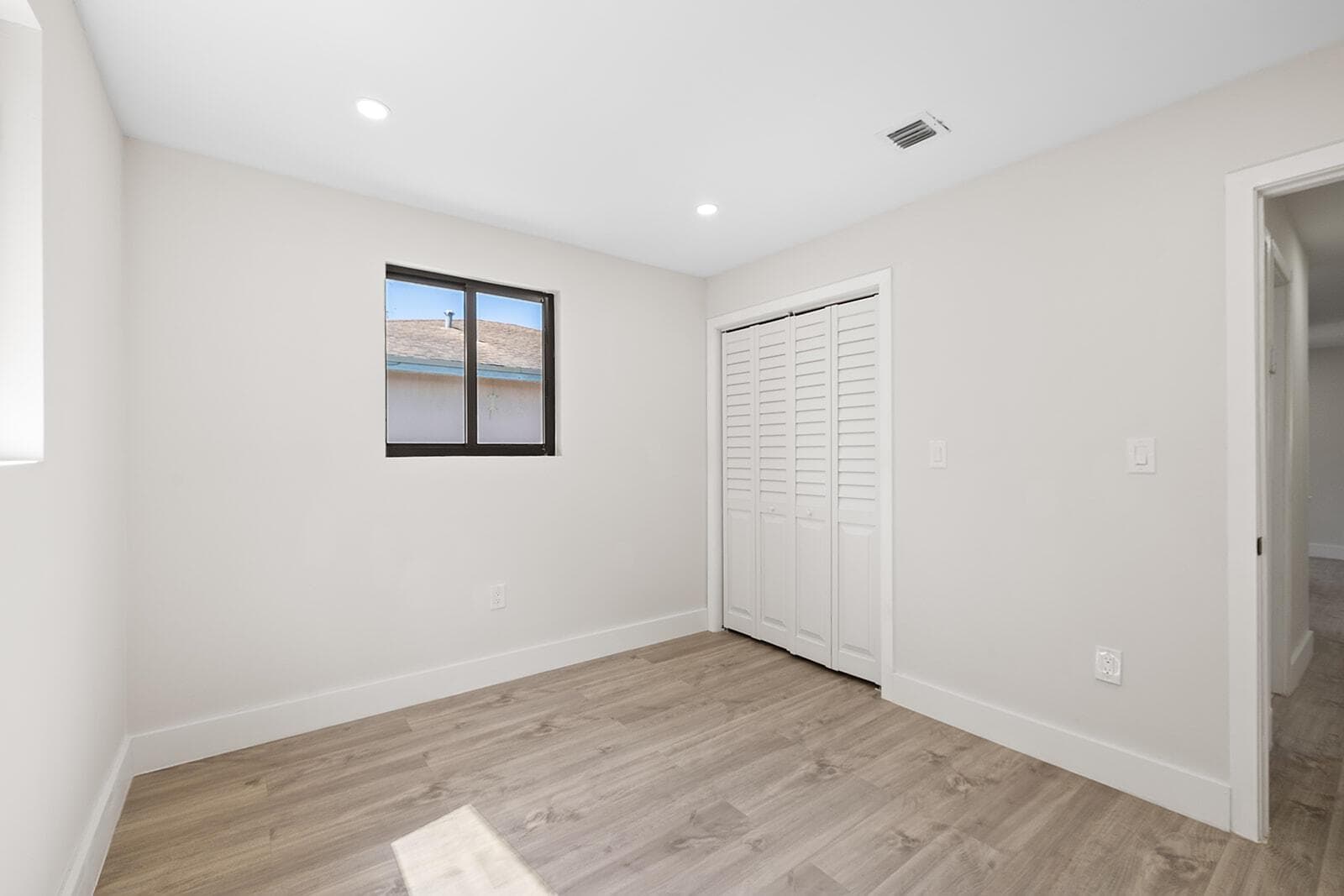 1522 NW 41st Street, Miami FL 33142 — 27