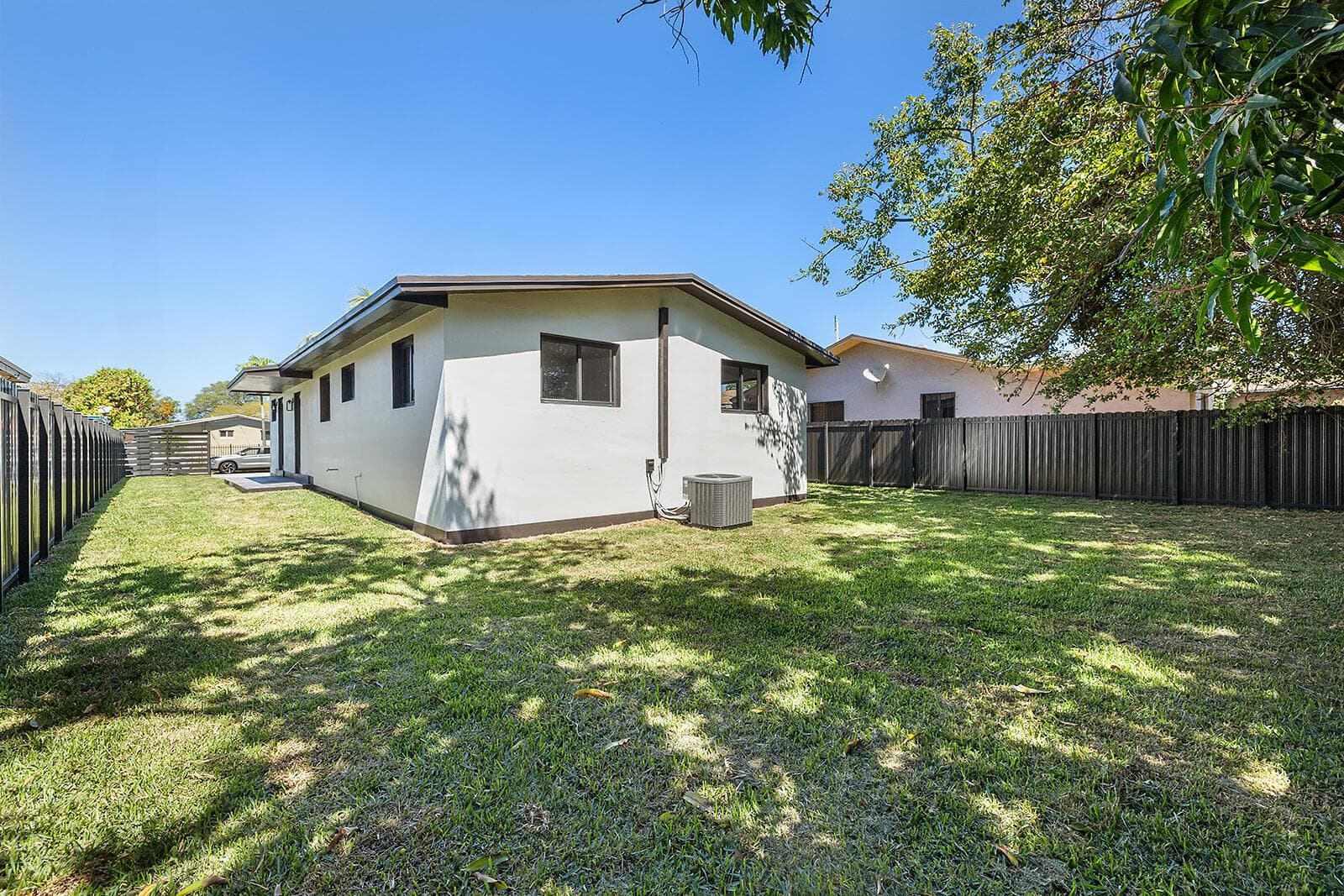1522 NW 41st Street, Miami FL 33142 — 6