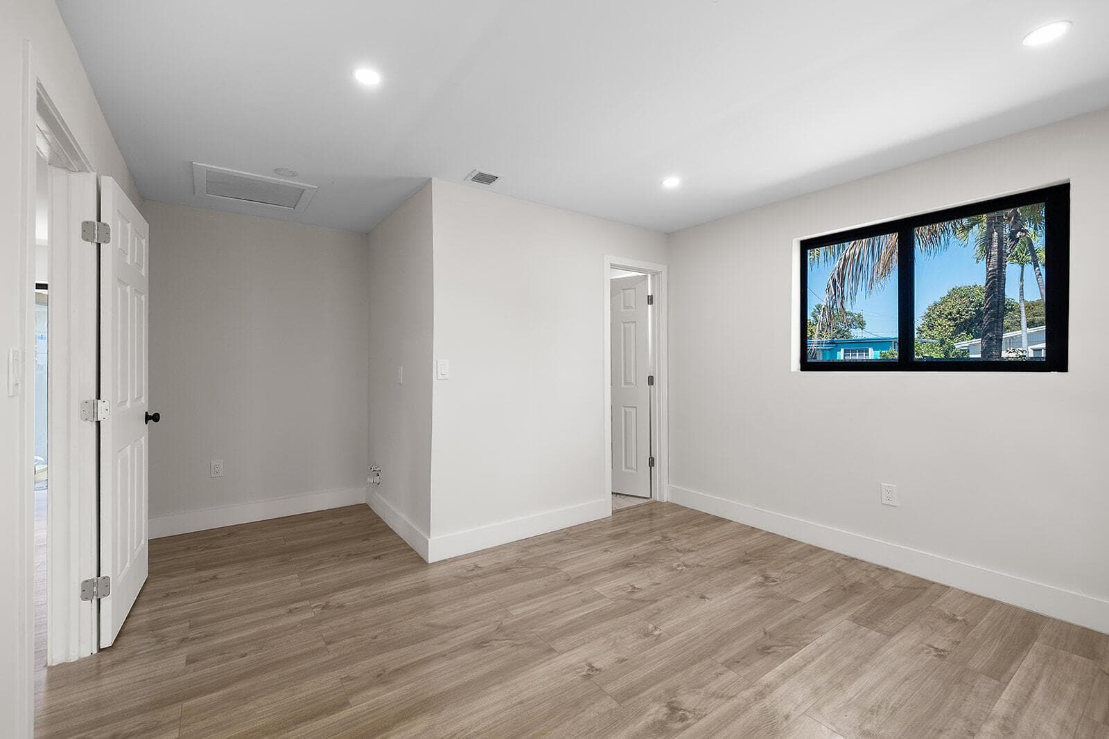 1522 NW 41st Street, Miami FL 33142 — 16