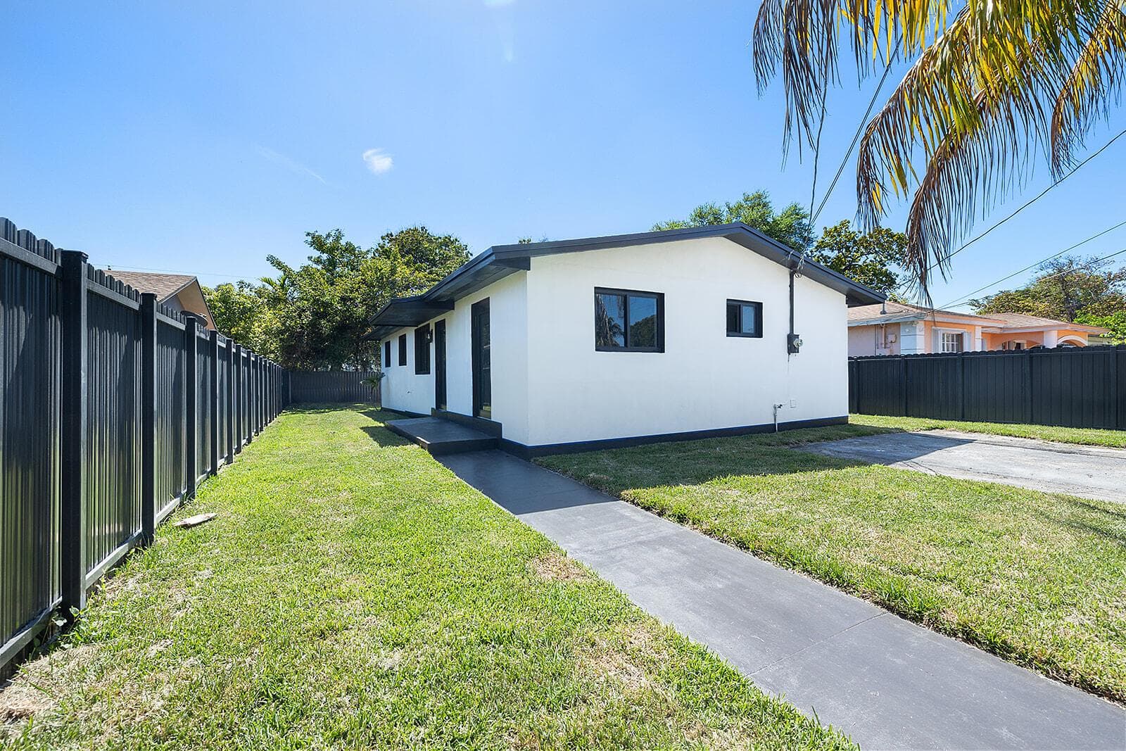 1522 NW 41st Street, Miami FL 33142 — 3