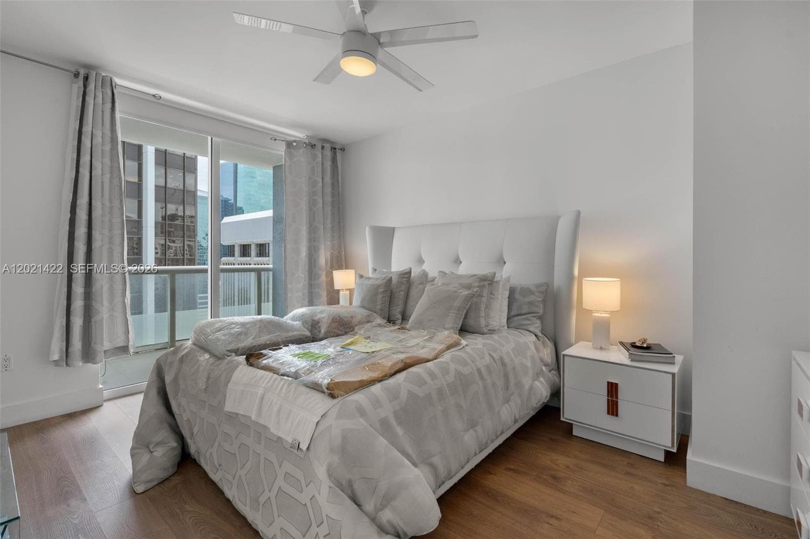 50 Biscayne Blvd # 3510, Miami FL 33132 — 23