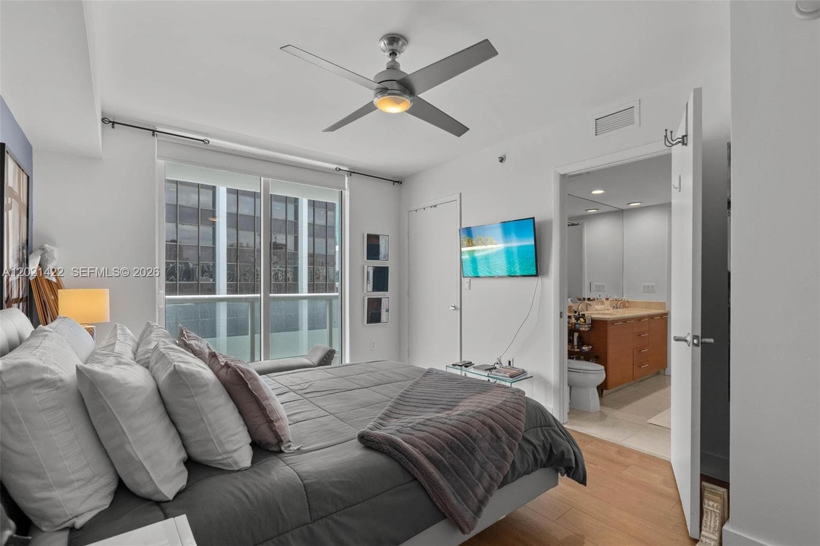 50 Biscayne Blvd # 3510, Miami FL 33132 — 20