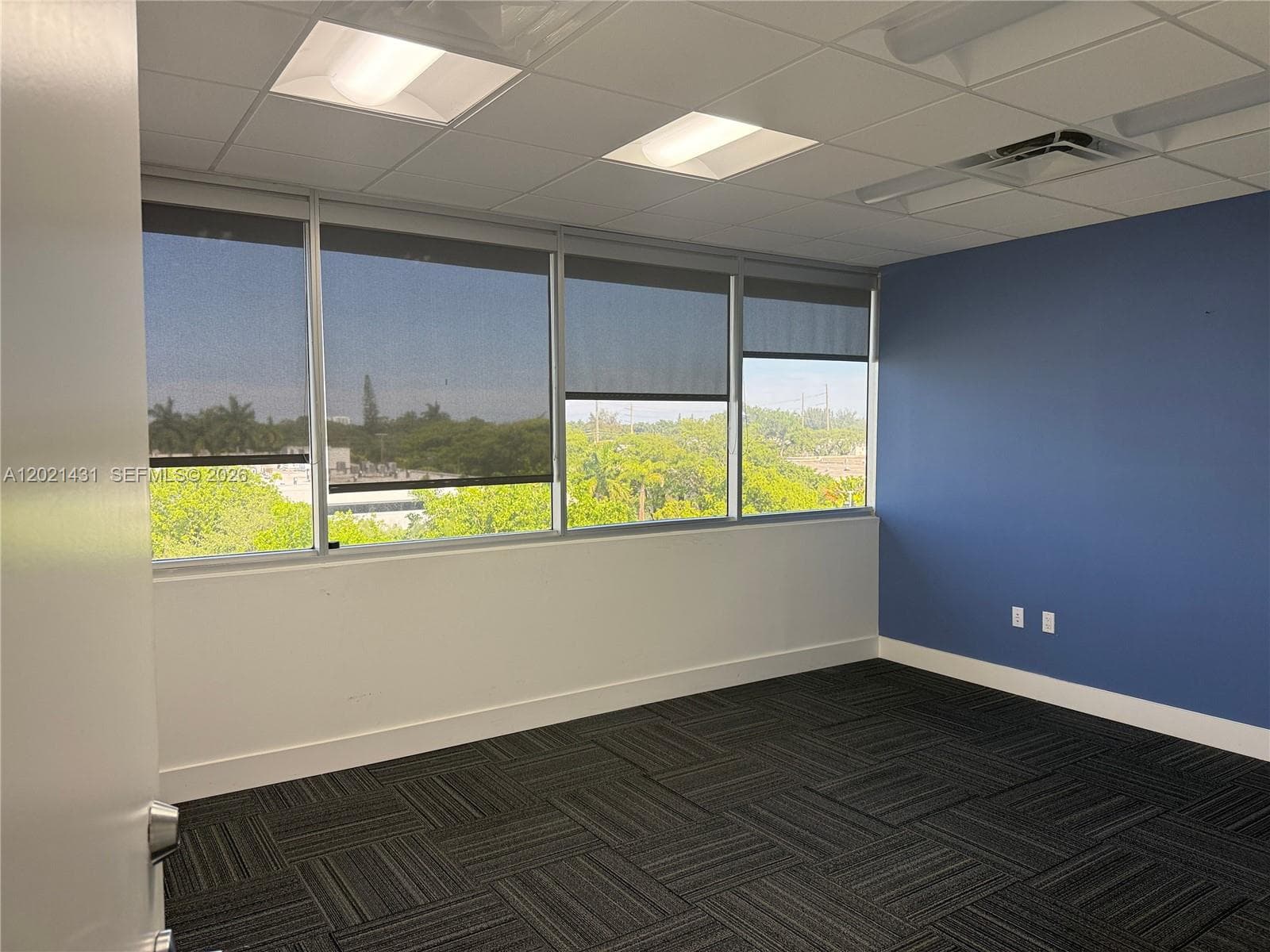 290 NW 165th St # 2, Miami FL 33169 — 20
