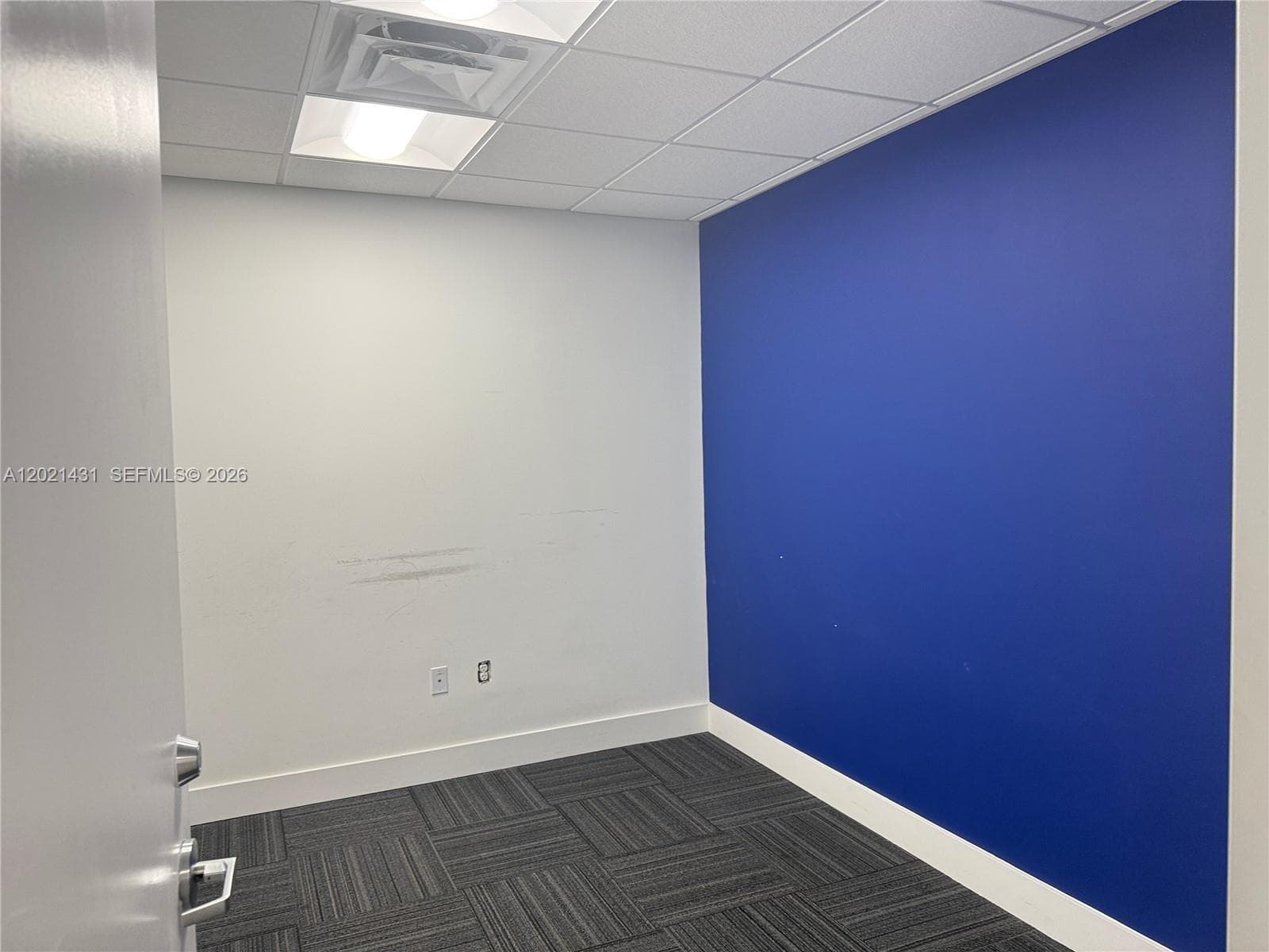 290 NW 165th St # 2, Miami FL 33169 — 19