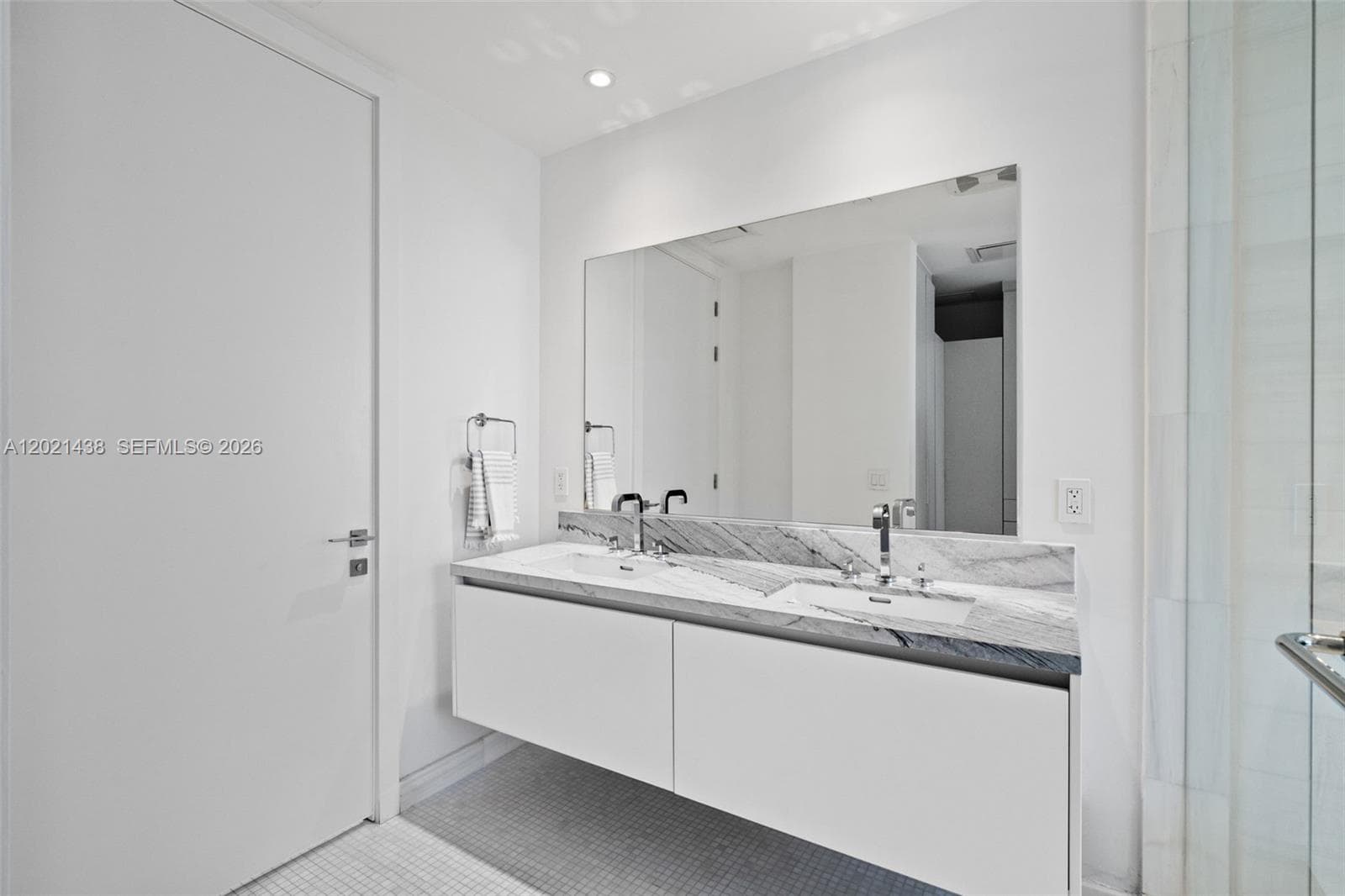 700 NE 26th Ter # 2105, Miami FL 33137 — 27