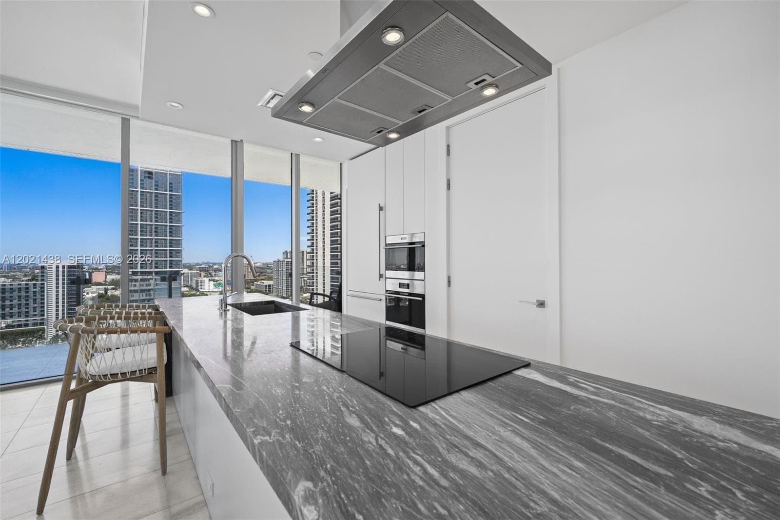 700 NE 26th Ter # 2105, Miami FL 33137 — 17
