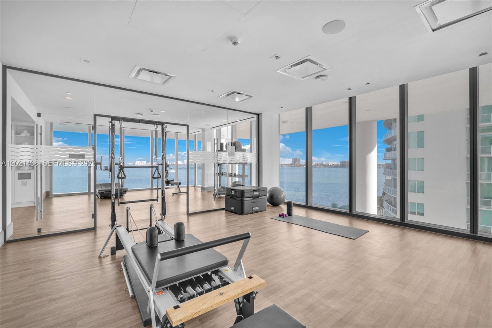 700 NE 26th Ter # 2105, Miami FL 33137 — 48