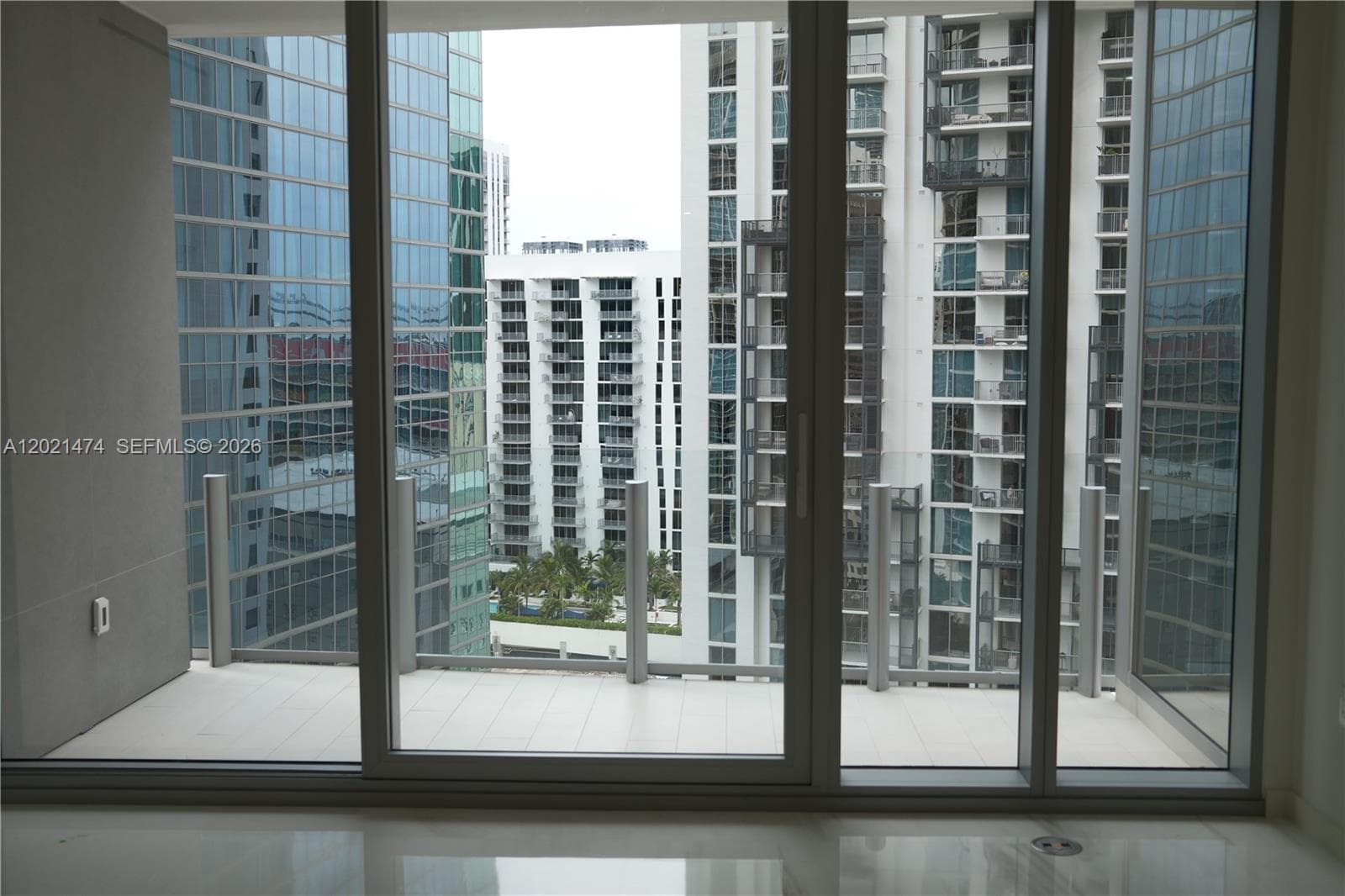 Miami, FL — 6