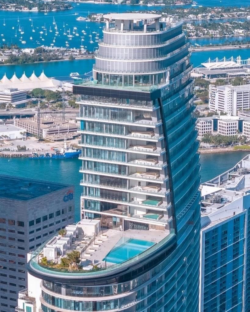 Miami, FL — 1