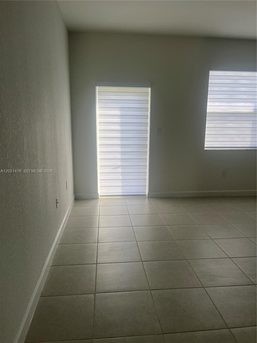 14884 SW 162nd St, Miami FL 33187 — 17