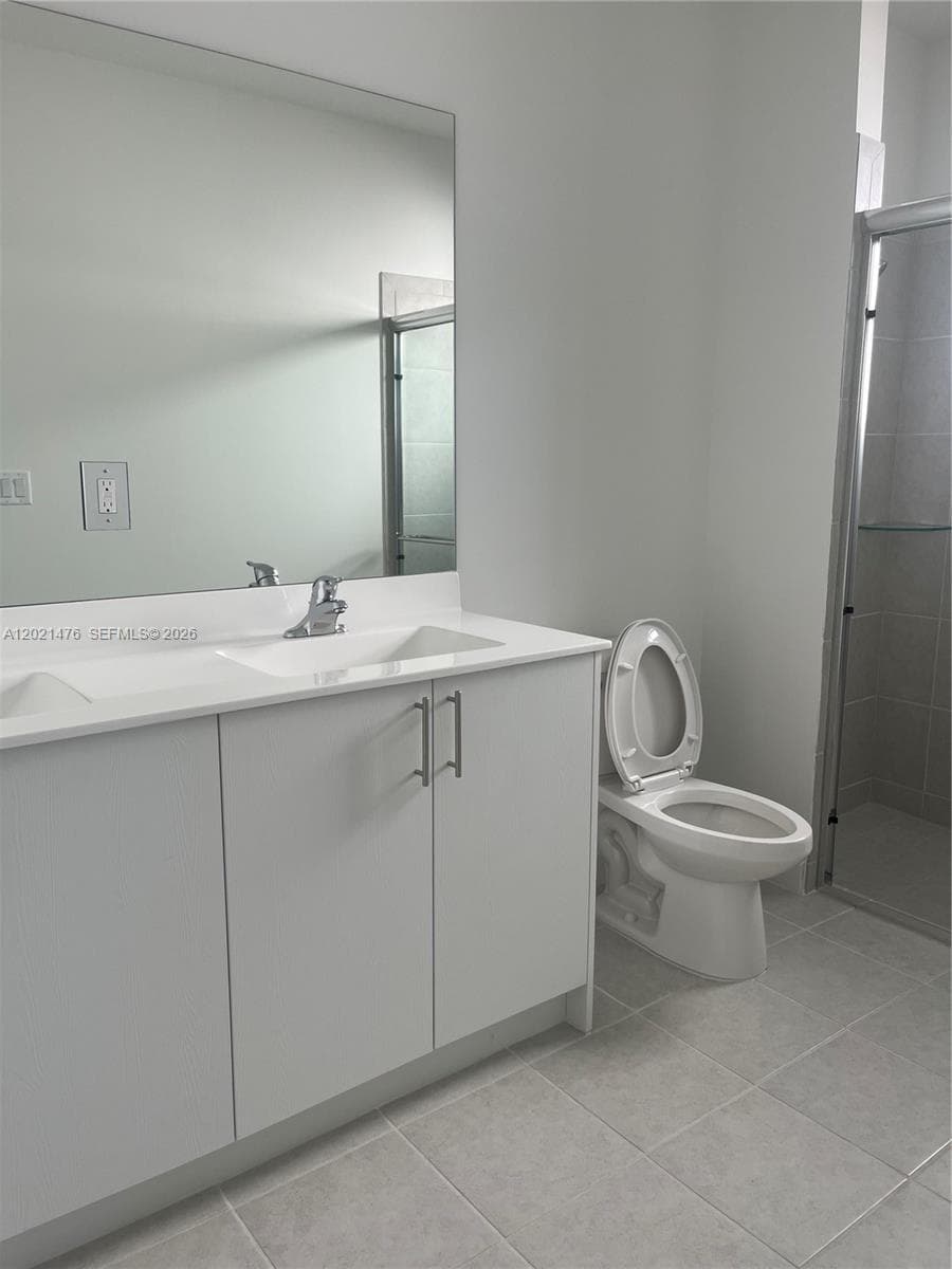 14884 SW 162nd St, Miami FL 33187 — 15