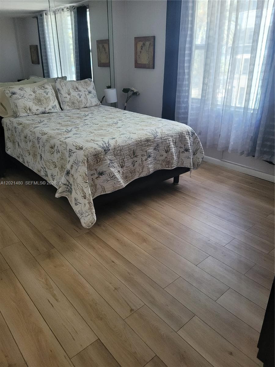 9195 Collins Ave # 309, Surfside FL 33154 — 9