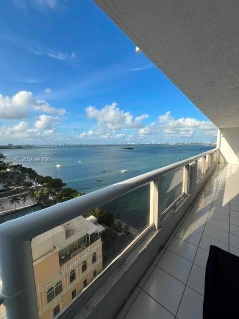 1717 N Bayshore Dr # 2136, Miami FL 33132 — 16