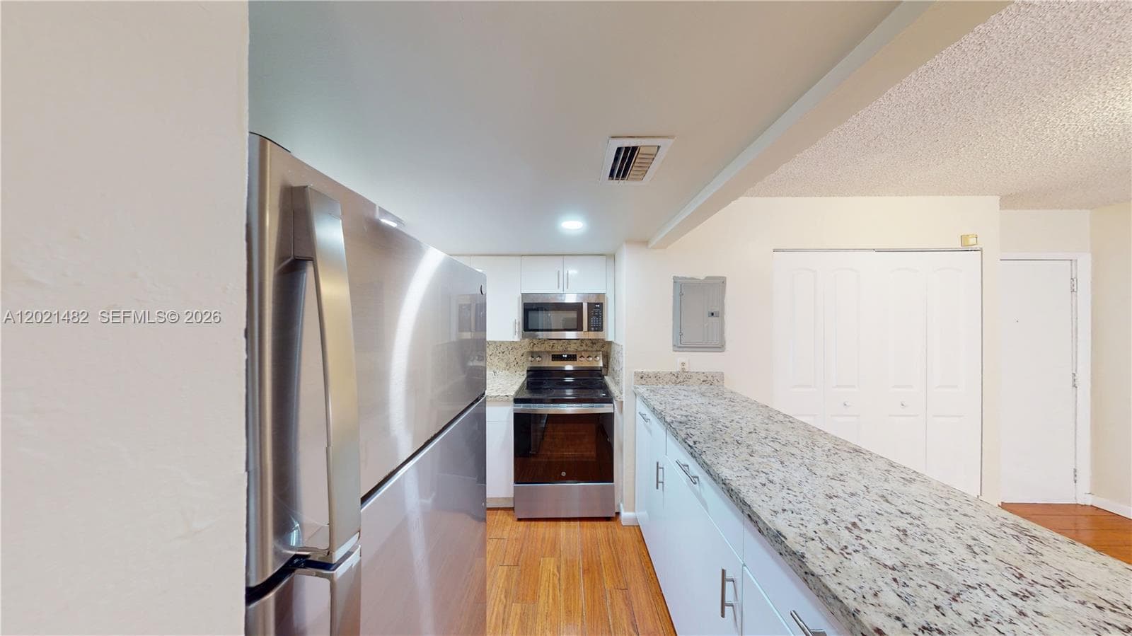 8860 Fontainebleau Blvd # 405, Miami FL 33172 — 6