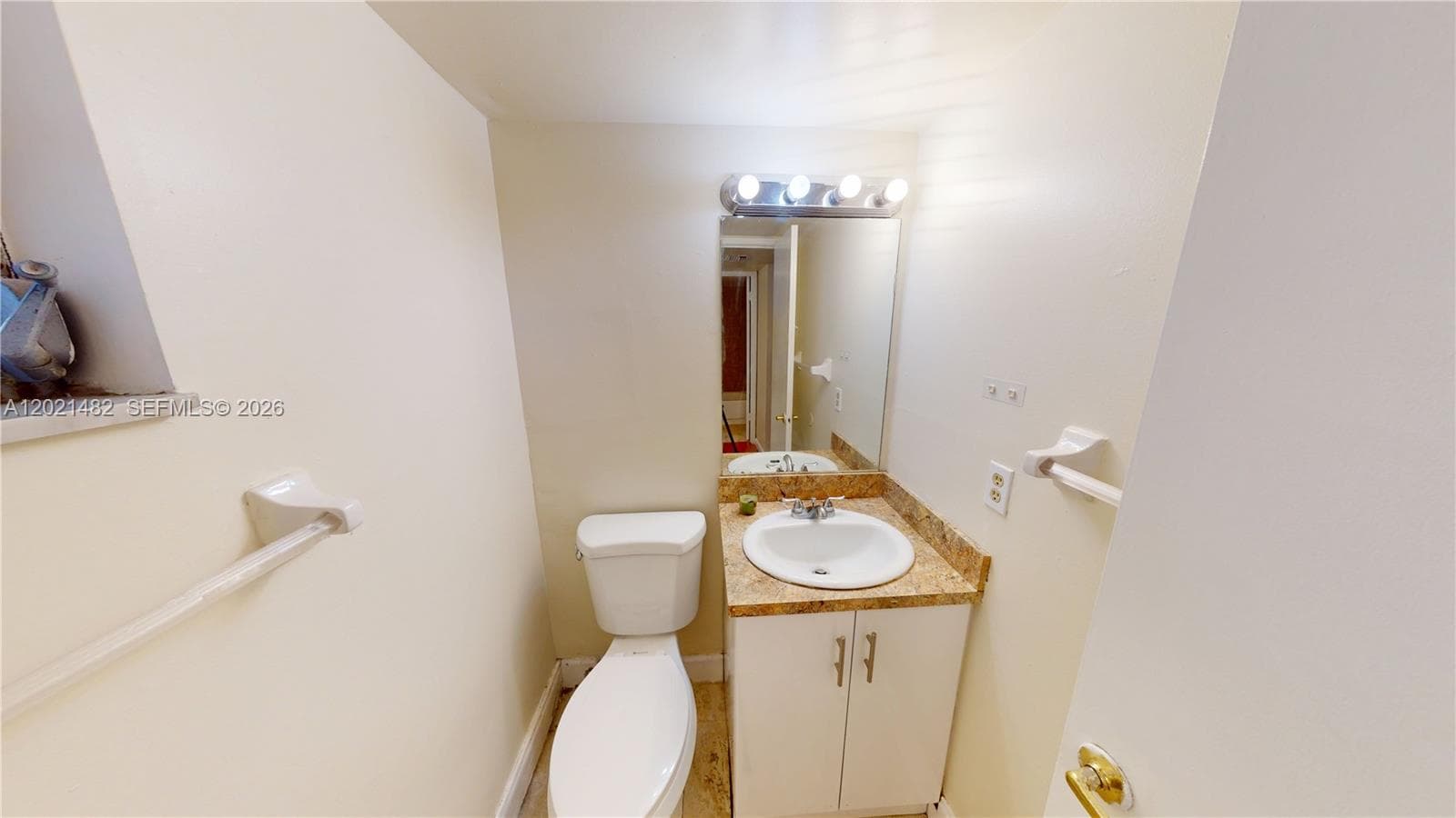 8860 Fontainebleau Blvd # 405, Miami FL 33172 — 13