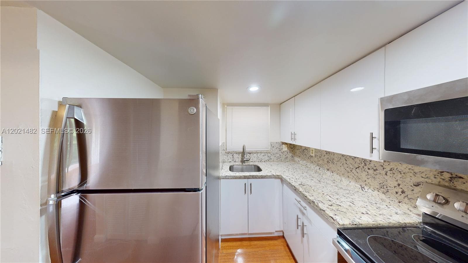 8860 Fontainebleau Blvd # 405, Miami FL 33172 — 7