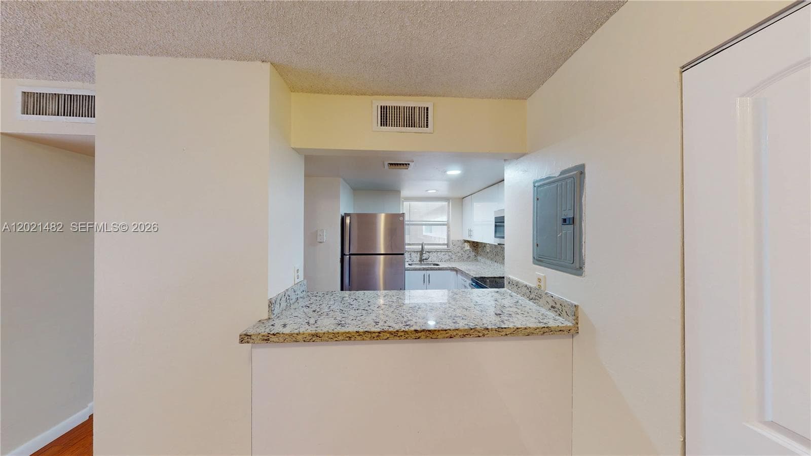 8860 Fontainebleau Blvd # 405, Miami FL 33172 — 5