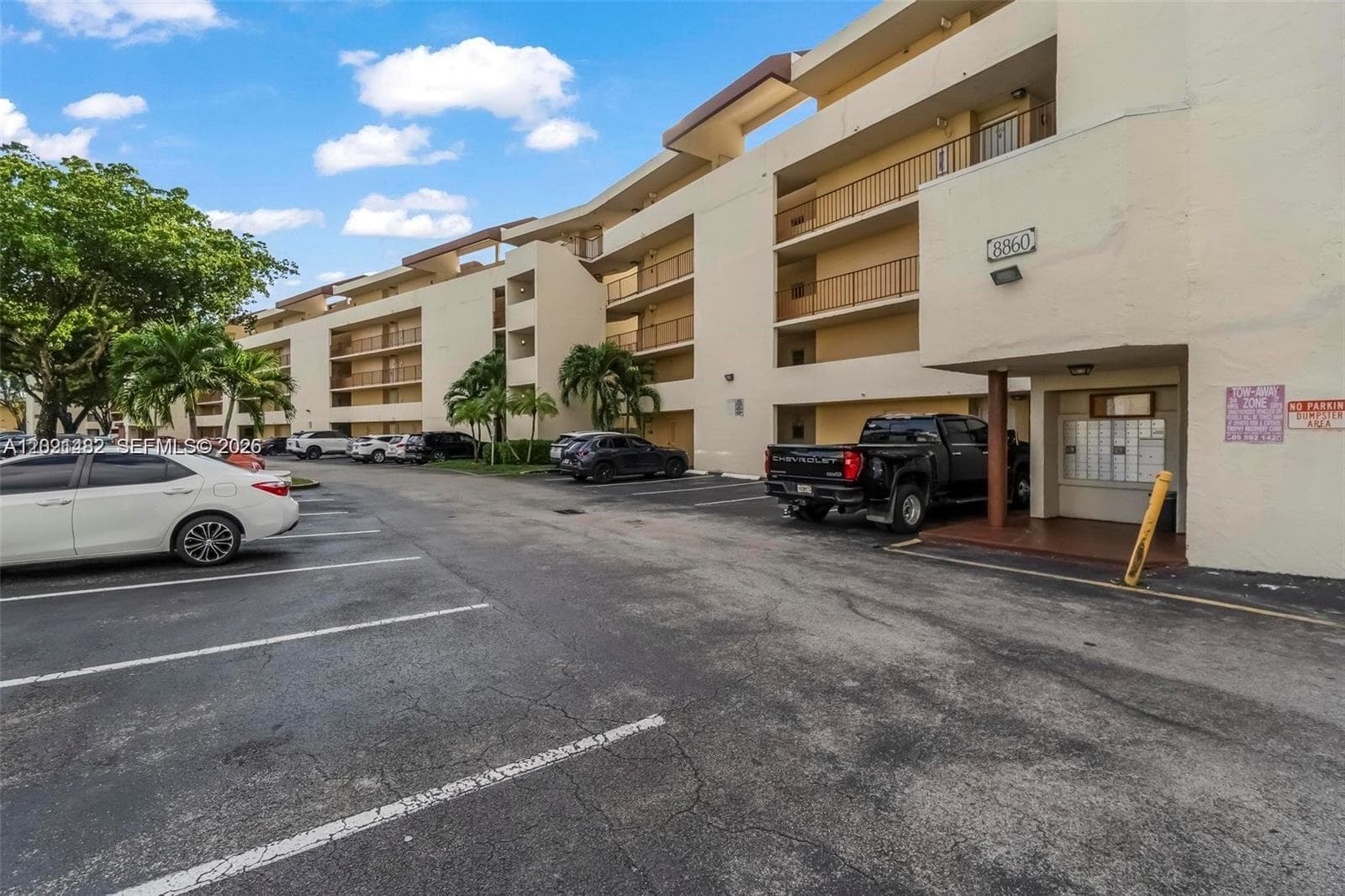 8860 Fontainebleau Blvd # 405, Miami FL 33172 — 20