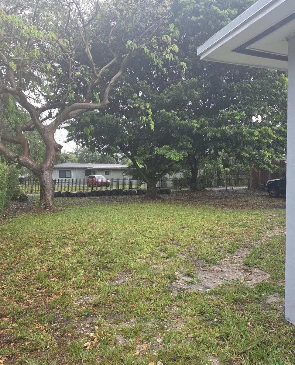 1210 NW 135th Street, North Miami FL 33167 — 17