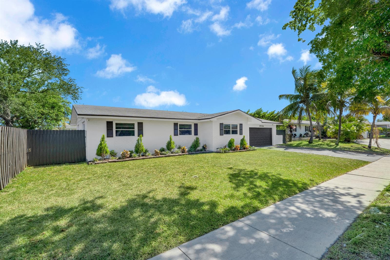 8824 SW 197th Terrace, Cutler Bay FL 33157 — 3
