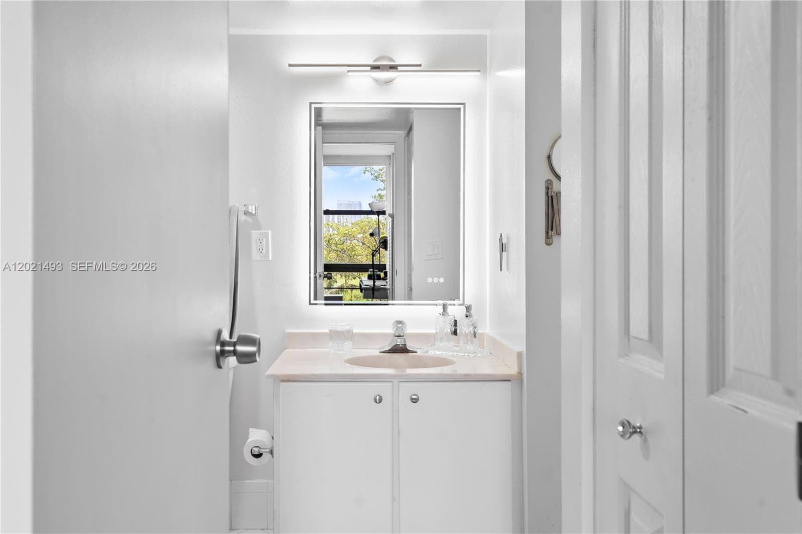20335 W Country Club Dr # 404, Aventura FL 33180 — 20