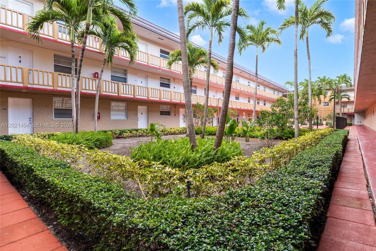 4655 Palm Ave # 332, Hialeah FL 33012 — 13